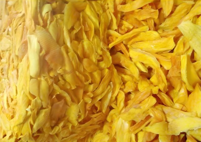 Chips de mangue sèchée